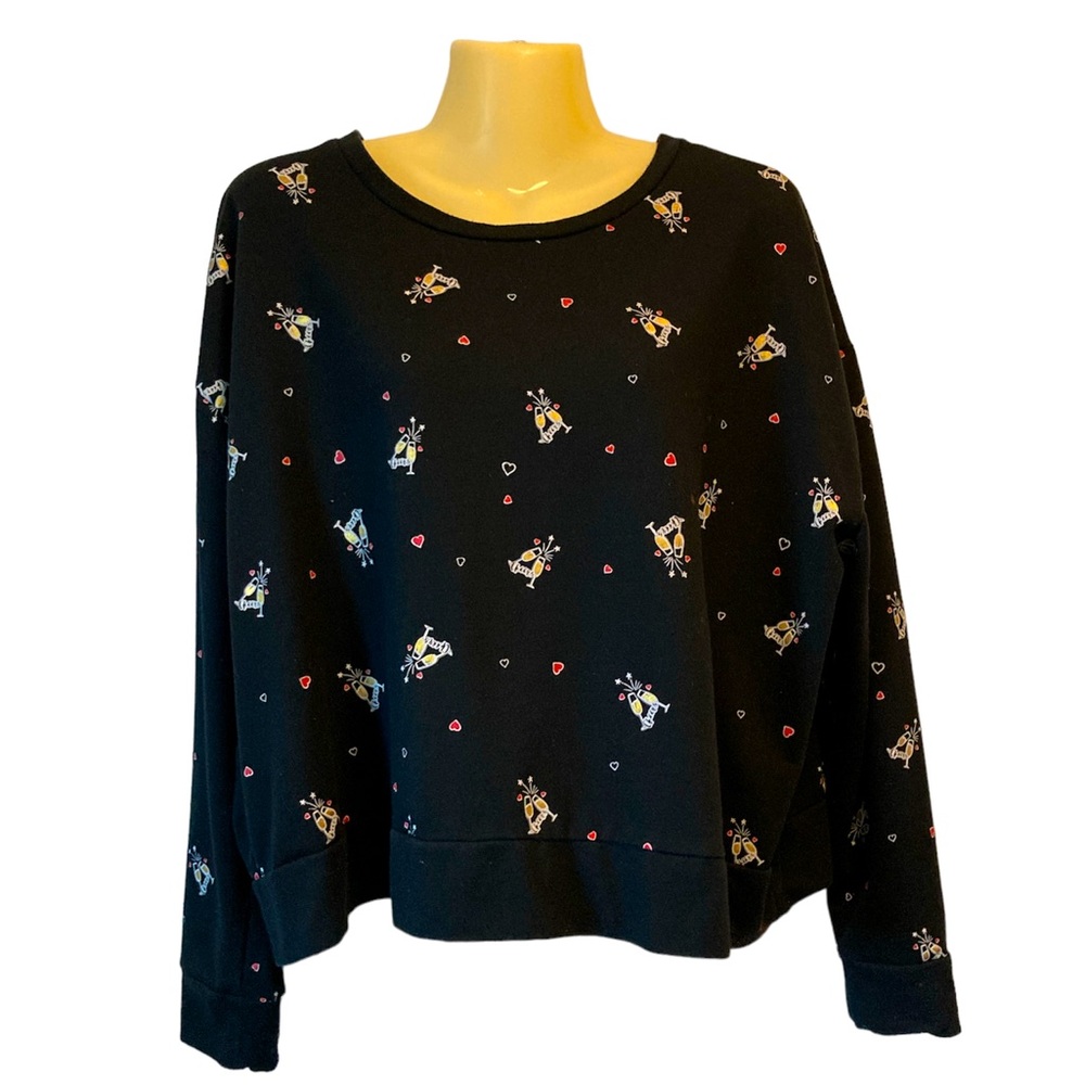 Earl Crewneck Sweatshirt Champagne Glasses Hearts Celebration Fun Holiday Large